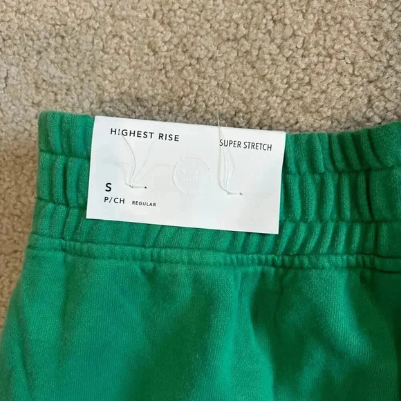 NWT American Eagle Green Highest Rise Fleece Heritage Boyfriend Jogger Size s - Picture 5 of 6